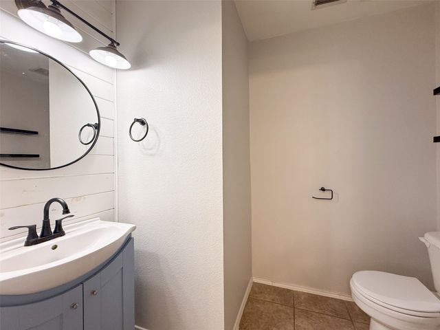 1578 Crown View Drive, Little Elm, TX 75068