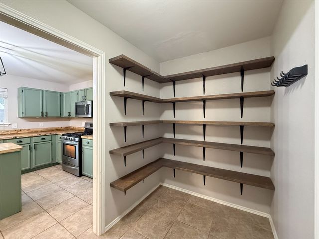 1578 Crown View Drive, Little Elm, TX 75068