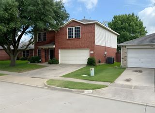 1578 Crown View Drive, Little Elm, TX 75068