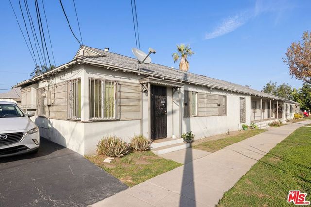 1108 E Fairview Boulevard, Inglewood, CA 90302