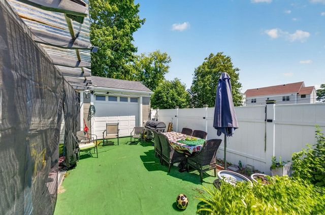 216 Cedar Street, New Bedford, MA 02740