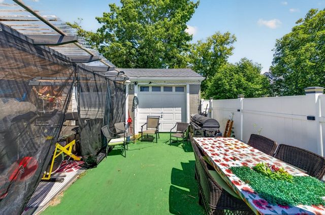 216 Cedar Street, New Bedford, MA 02740