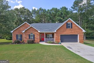 557 Togwatee Pass, Hampton, GA 30228