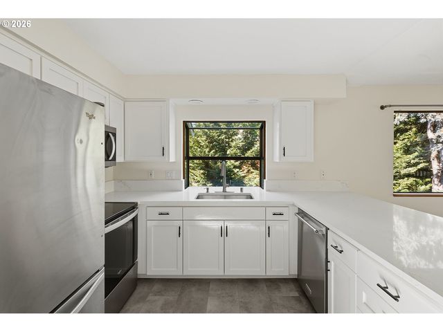 1800 Nw SLUMAN Rd, Vancouver, WA 98665