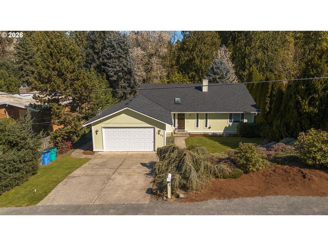1800 Nw SLUMAN Rd, Vancouver, WA 98665