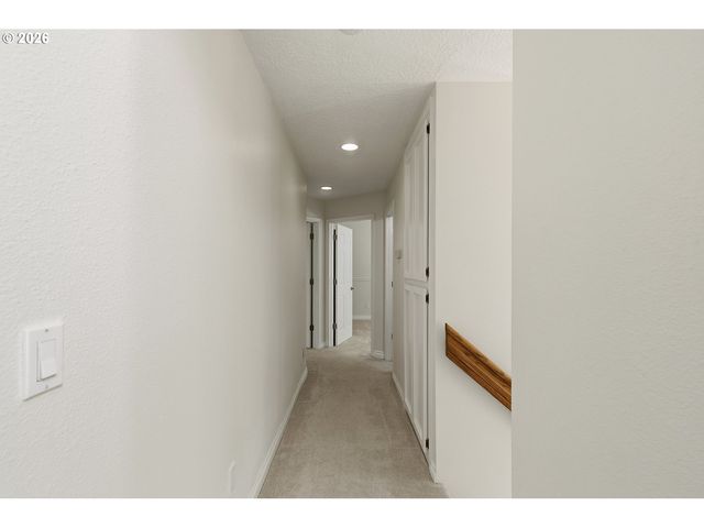 1800 Nw SLUMAN Rd, Vancouver, WA 98665