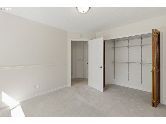 1800 Nw SLUMAN Rd, Vancouver, WA 98665