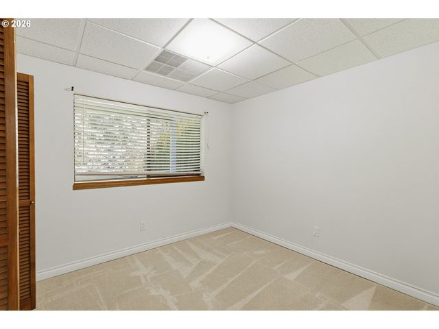 1800 Nw SLUMAN Rd, Vancouver, WA 98665