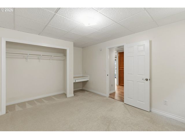 1800 Nw SLUMAN Rd, Vancouver, WA 98665