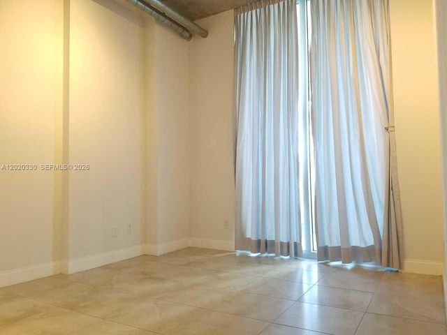 3029 NE 188th St 323, Aventura, FL 33180