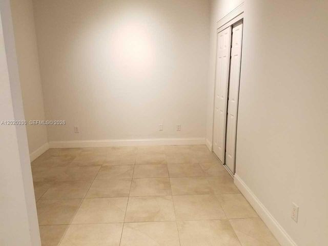 3029 NE 188th St 323, Aventura, FL 33180