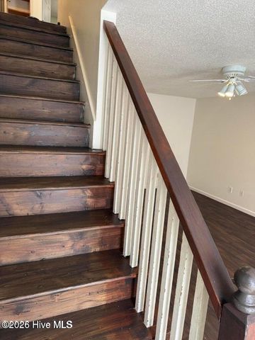 905 Allen Road D2, Greenville, NC 27834