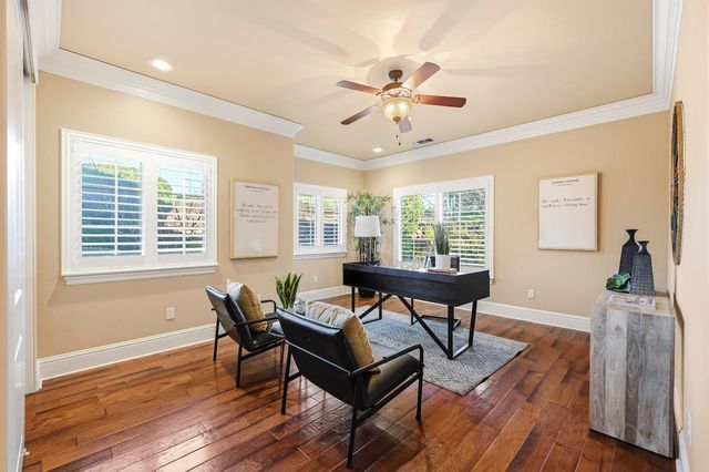 2620 Vineyard Dr, Auburn, CA 95603