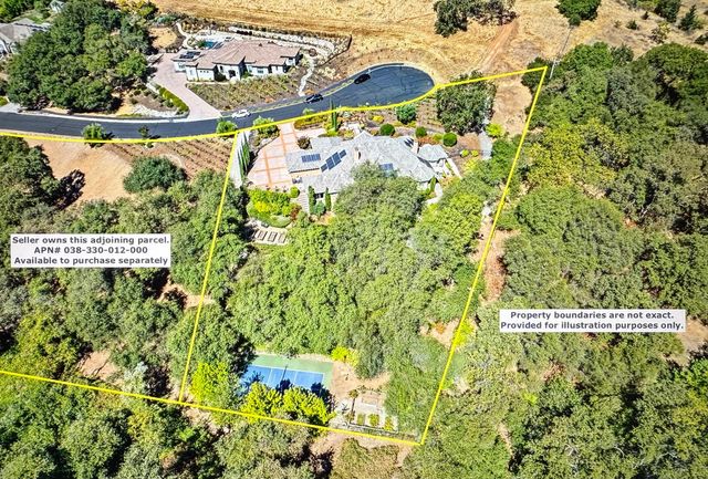 2620 Vineyard Dr, Auburn, CA 95603