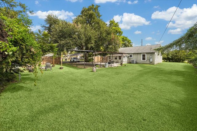 302 Damon Street, Richmond, TX 77406
