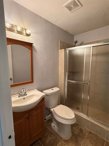 7221 Van Natta Lane, Fort Worth, TX 76112