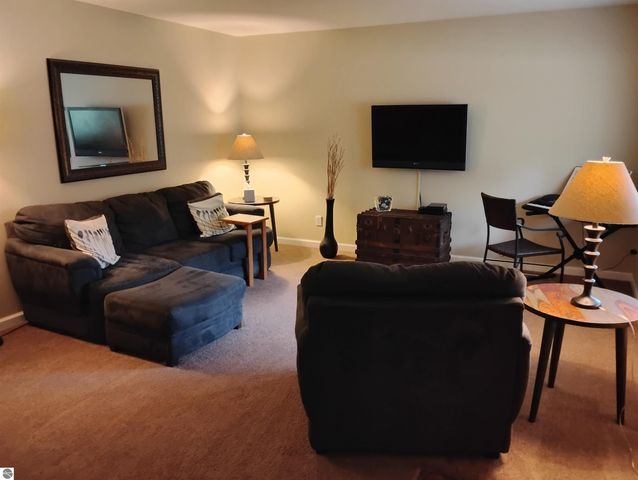 1607 E High Street, Mt Pleasant, MI 48858