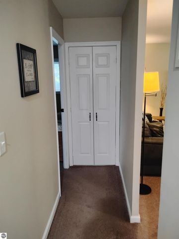 1607 E High Street, Mt Pleasant, MI 48858