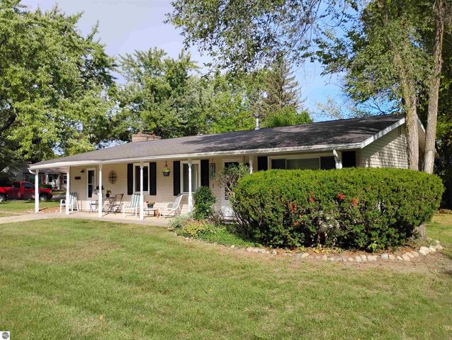 1607 E High Street, Mt Pleasant, MI 48858