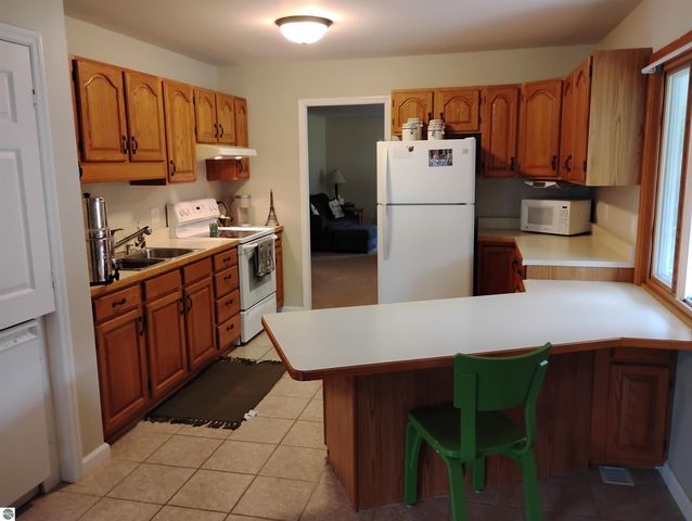 1607 E High Street, Mt Pleasant, MI 48858