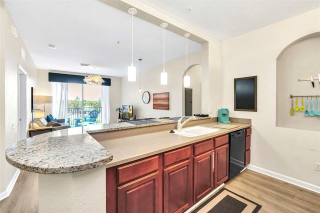 4862 CAYVIEW AVENUE 202, Orlando, FL 32819