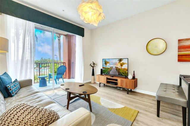 4862 CAYVIEW AVENUE 202, Orlando, FL 32819