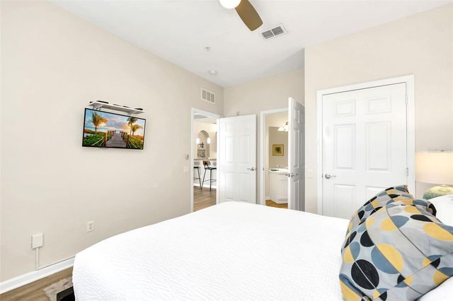 4862 CAYVIEW AVENUE 202, Orlando, FL 32819