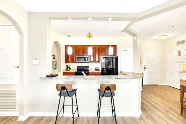 4862 CAYVIEW AVENUE 202, Orlando, FL 32819