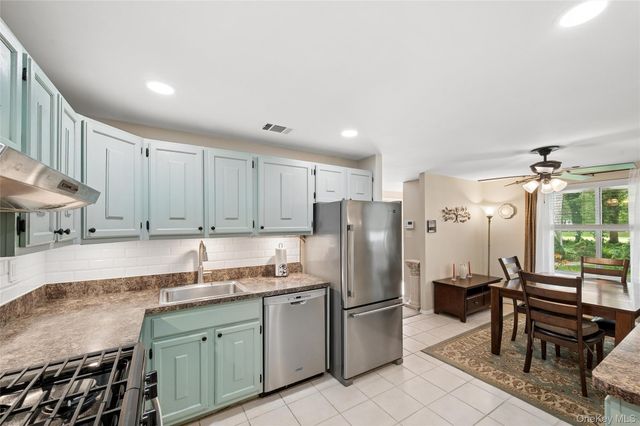 296 Birchwood Road 296, Medford, NY 11763