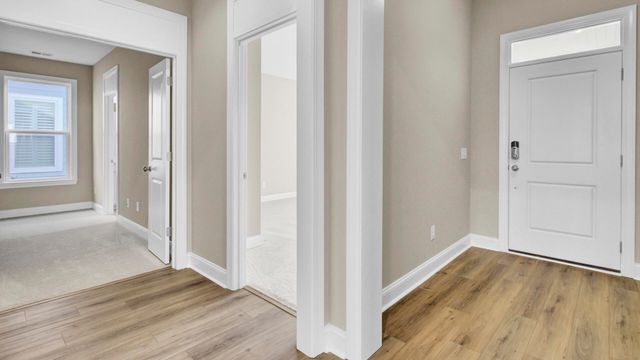 192 Collared Dove Court, Summerville, SC 29483