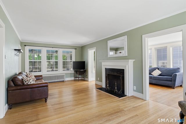 25 Walnut Street, Naugatuck, CT 06770