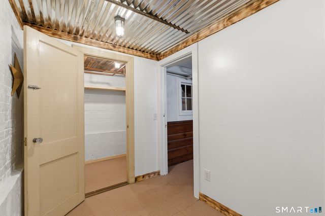 25 Walnut Street, Naugatuck, CT 06770