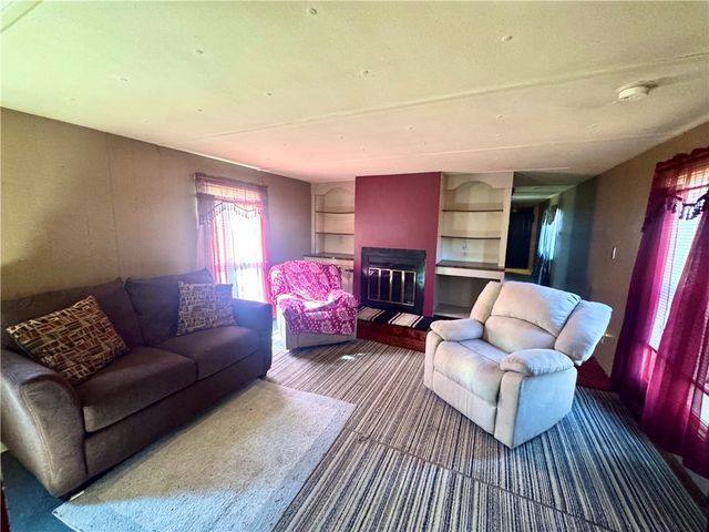 931 Marie Avenue, Shenango Twp, PA 16101