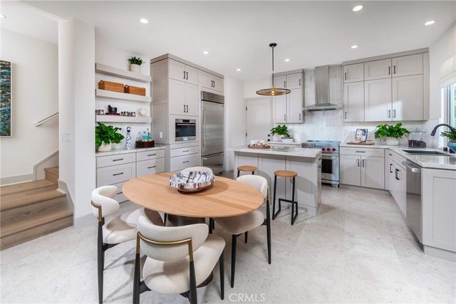 269 Raffini, Irvine, CA 92618