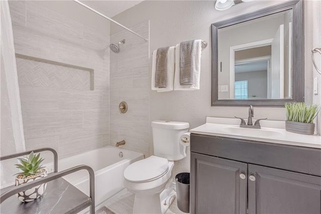 2225 Massengale Drive, Mobile, AL 36605