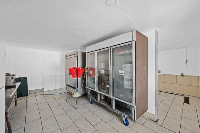 376 Jones RD, Cedar Creek, TX 78612