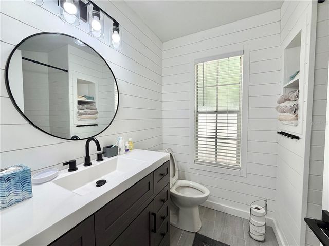 421 NW 48TH BOULEVARD, Gainesville, FL 32607