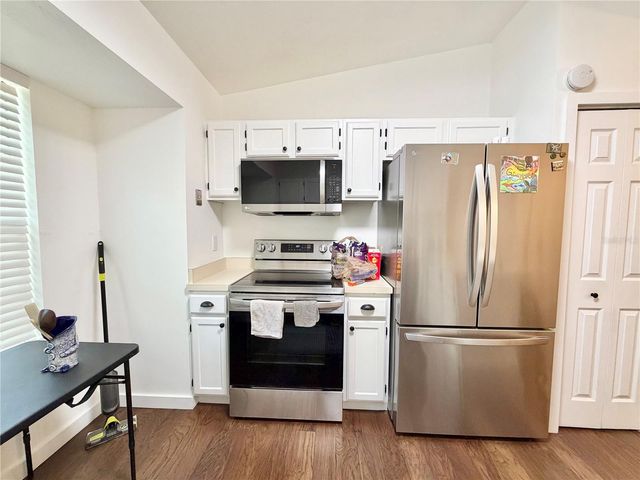 421 NW 48TH BOULEVARD, Gainesville, FL 32607