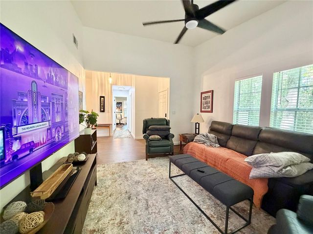 421 NW 48TH BOULEVARD, Gainesville, FL 32607