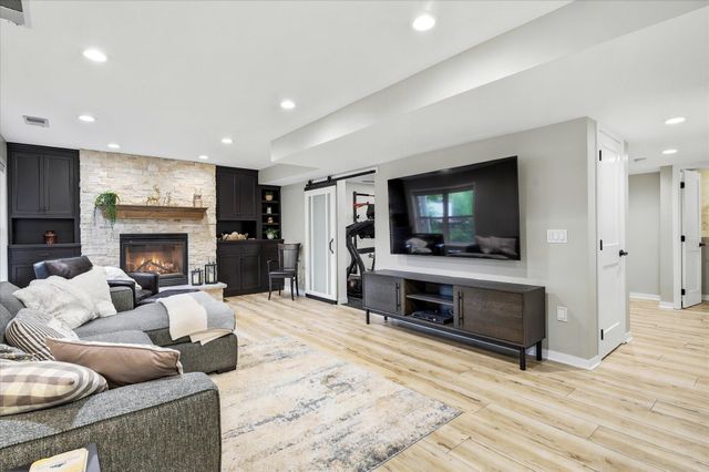 13040 Emmer Place, Apple Valley, MN 55124