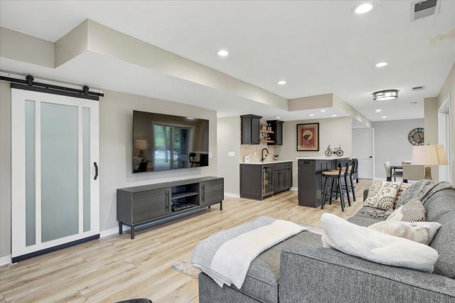 13040 Emmer Place, Apple Valley, MN 55124