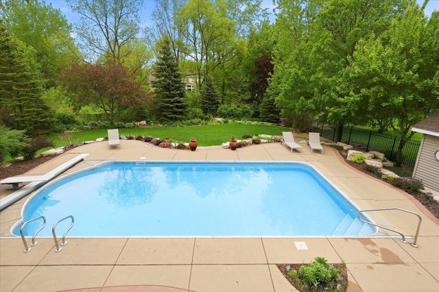 13040 Emmer Place, Apple Valley, MN 55124