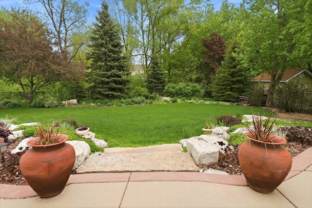 13040 Emmer Place, Apple Valley, MN 55124