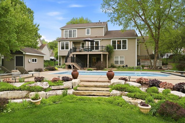 13040 Emmer Place, Apple Valley, MN 55124