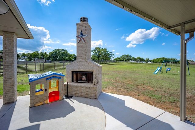 12561 Summit Lane, Blanchard, OK 73010