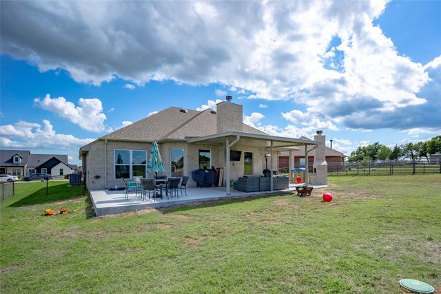 12561 Summit Lane, Blanchard, OK 73010