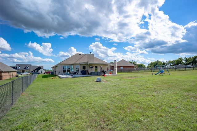 12561 Summit Lane, Blanchard, OK 73010