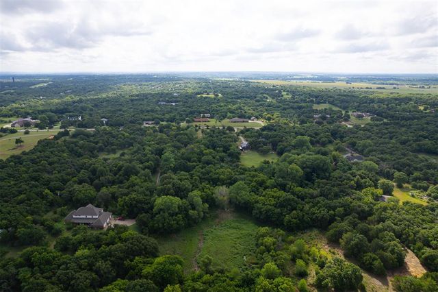 13301 Three Oaks Drive, Jones, OK 73049