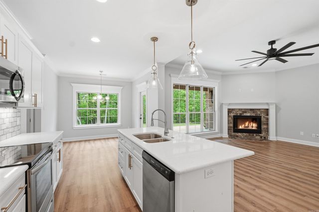 7216 Overspring Drive, Alexander, AR 72002