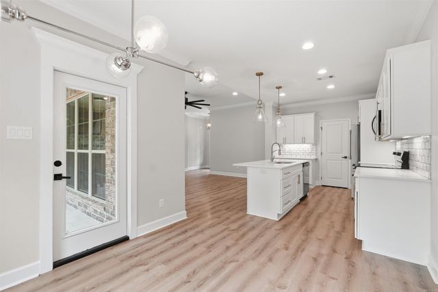 7216 Overspring Drive, Alexander, AR 72002